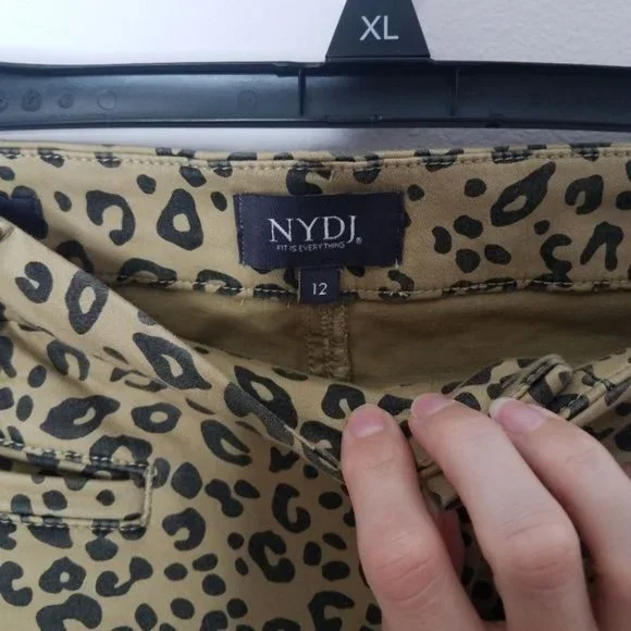 NYDJ ami skinny jeans Sierra Jag animal print jeans size 10 and 12 - Picture 9 of 16